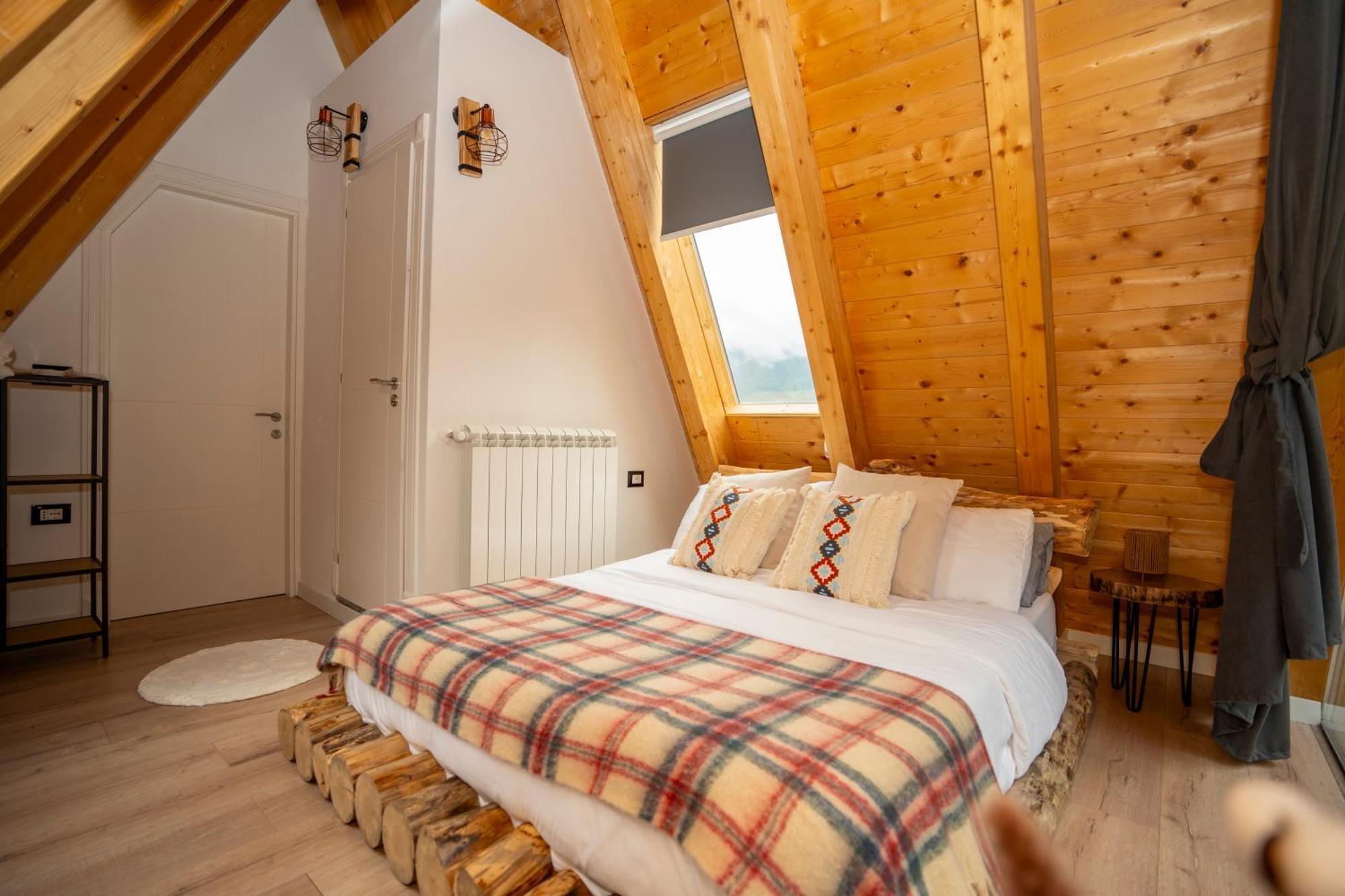 Vidis Chalet Boutique Hotel Теті Екстер'єр фото