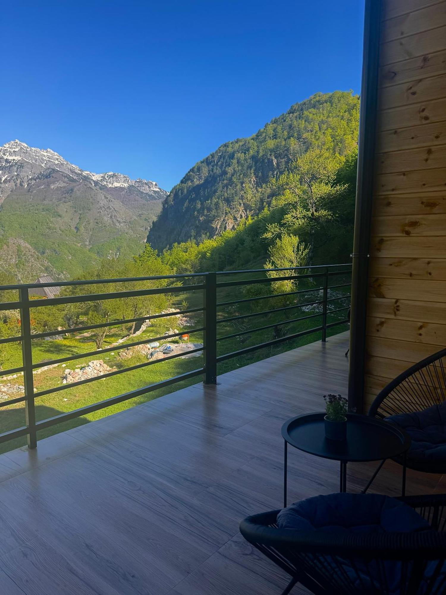 Vidis Chalet Boutique Hotel Теті Екстер'єр фото